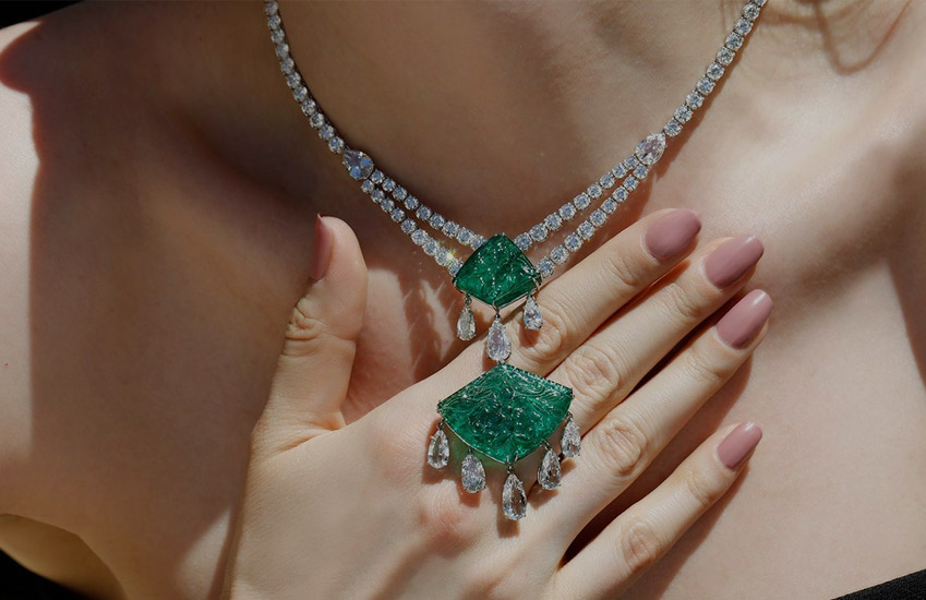 Изделия с изумрудами